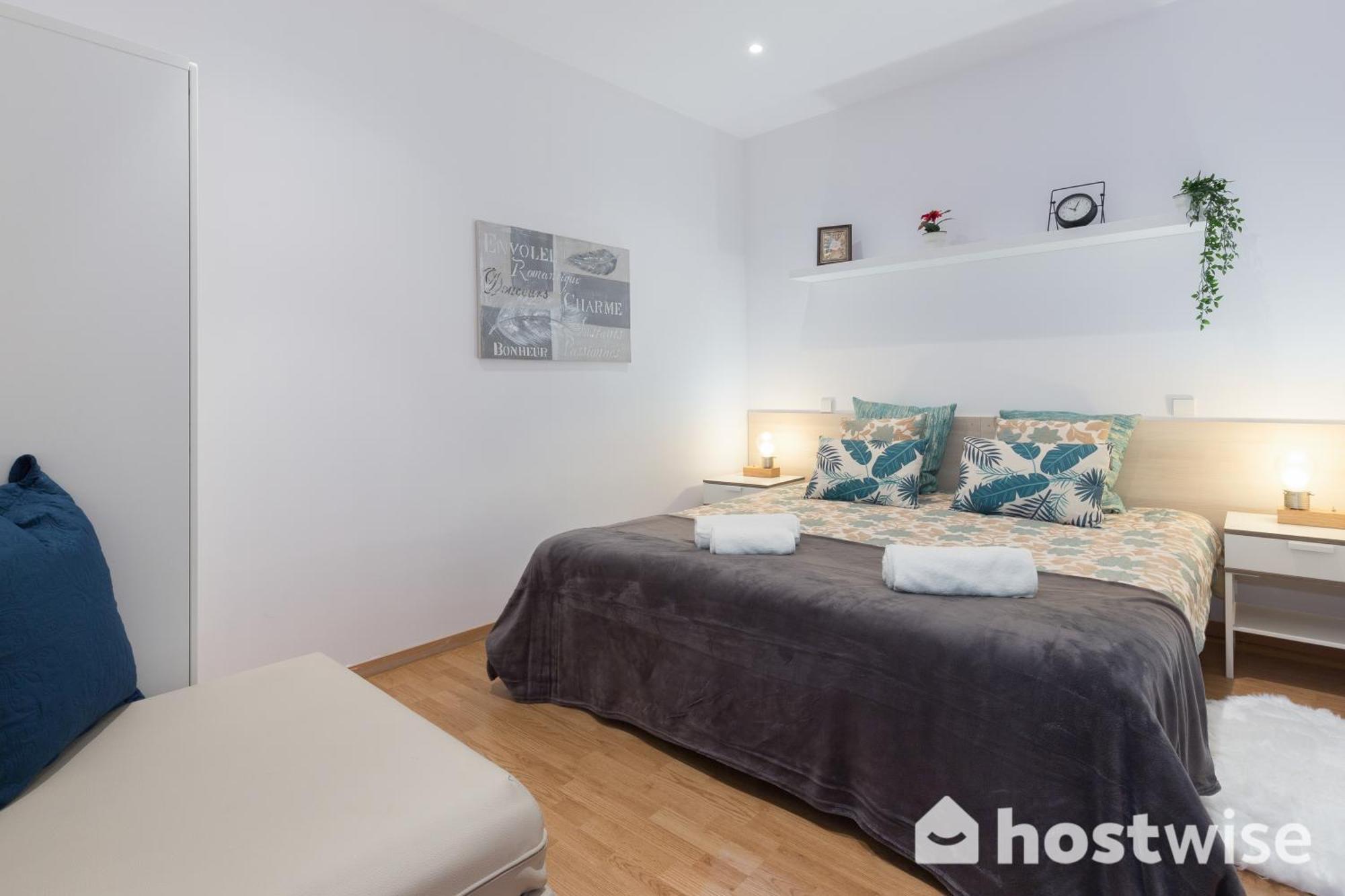 Host Wise - Colorful Fresh Flats - Batalha Apartment Porto Exterior photo