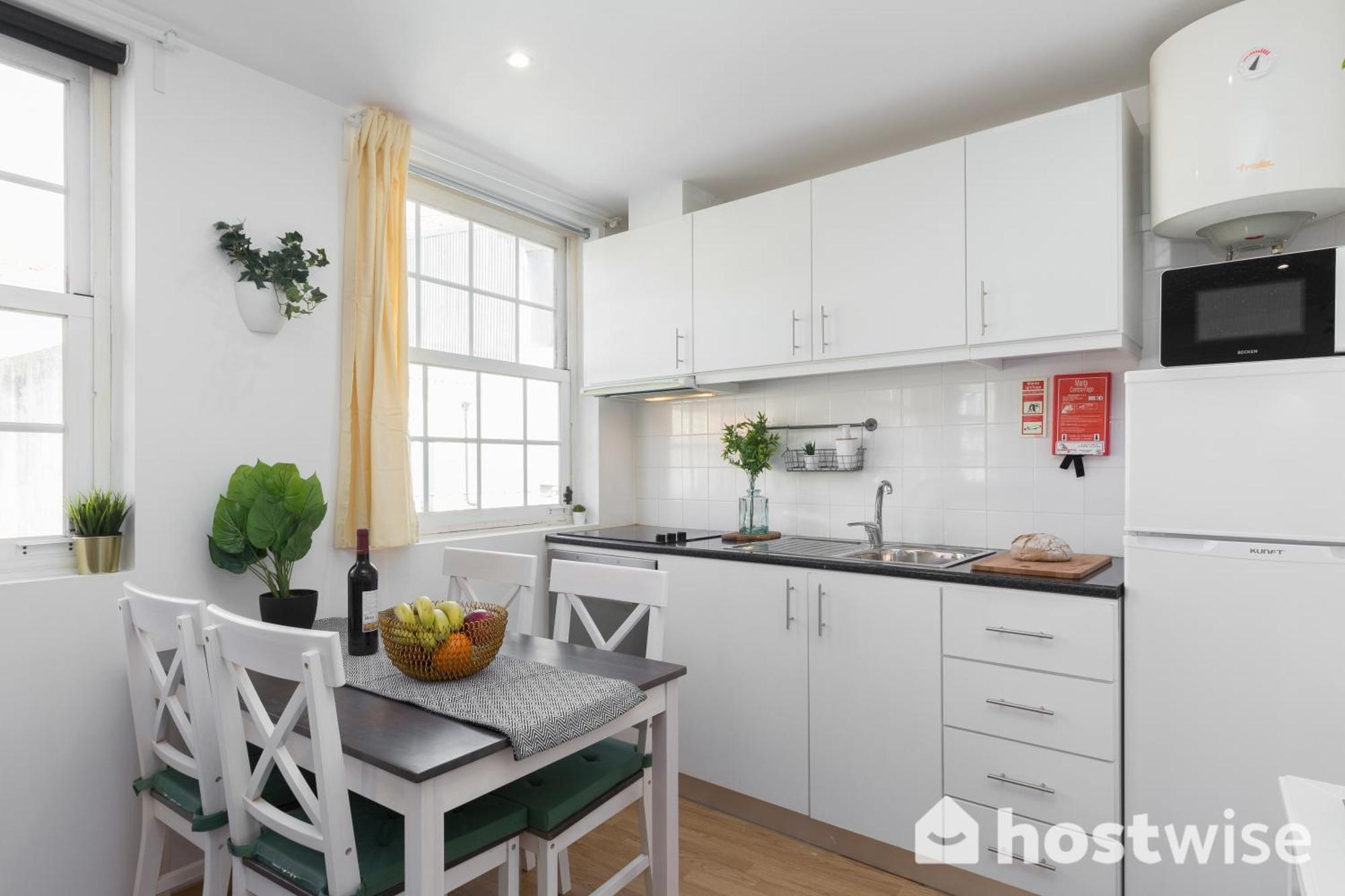 Host Wise - Colorful Fresh Flats - Batalha Apartment Porto Exterior photo