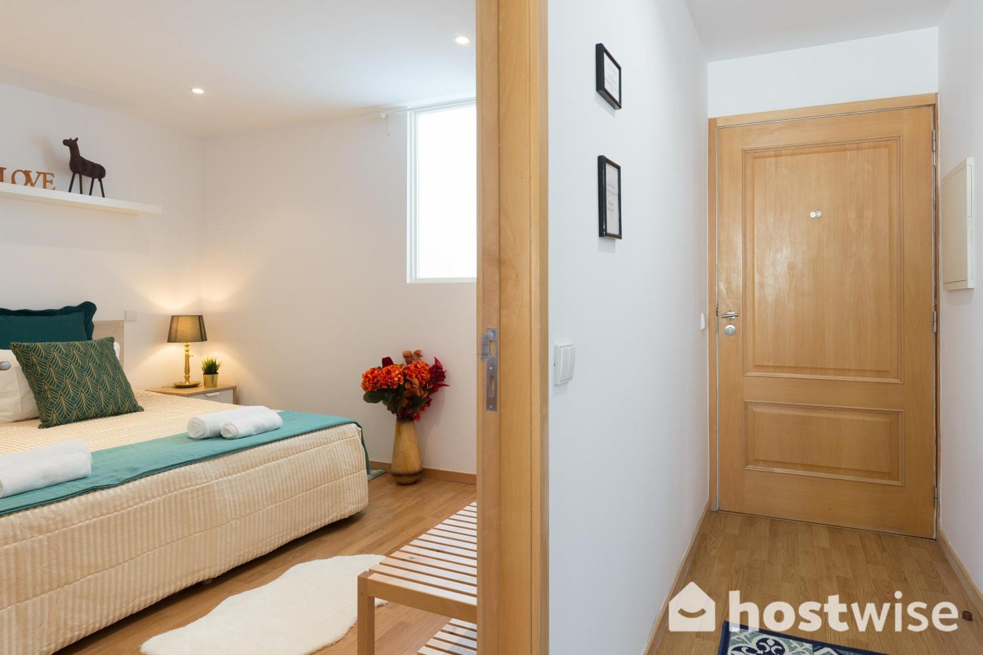 Host Wise - Colorful Fresh Flats - Batalha Apartment Porto Room photo
