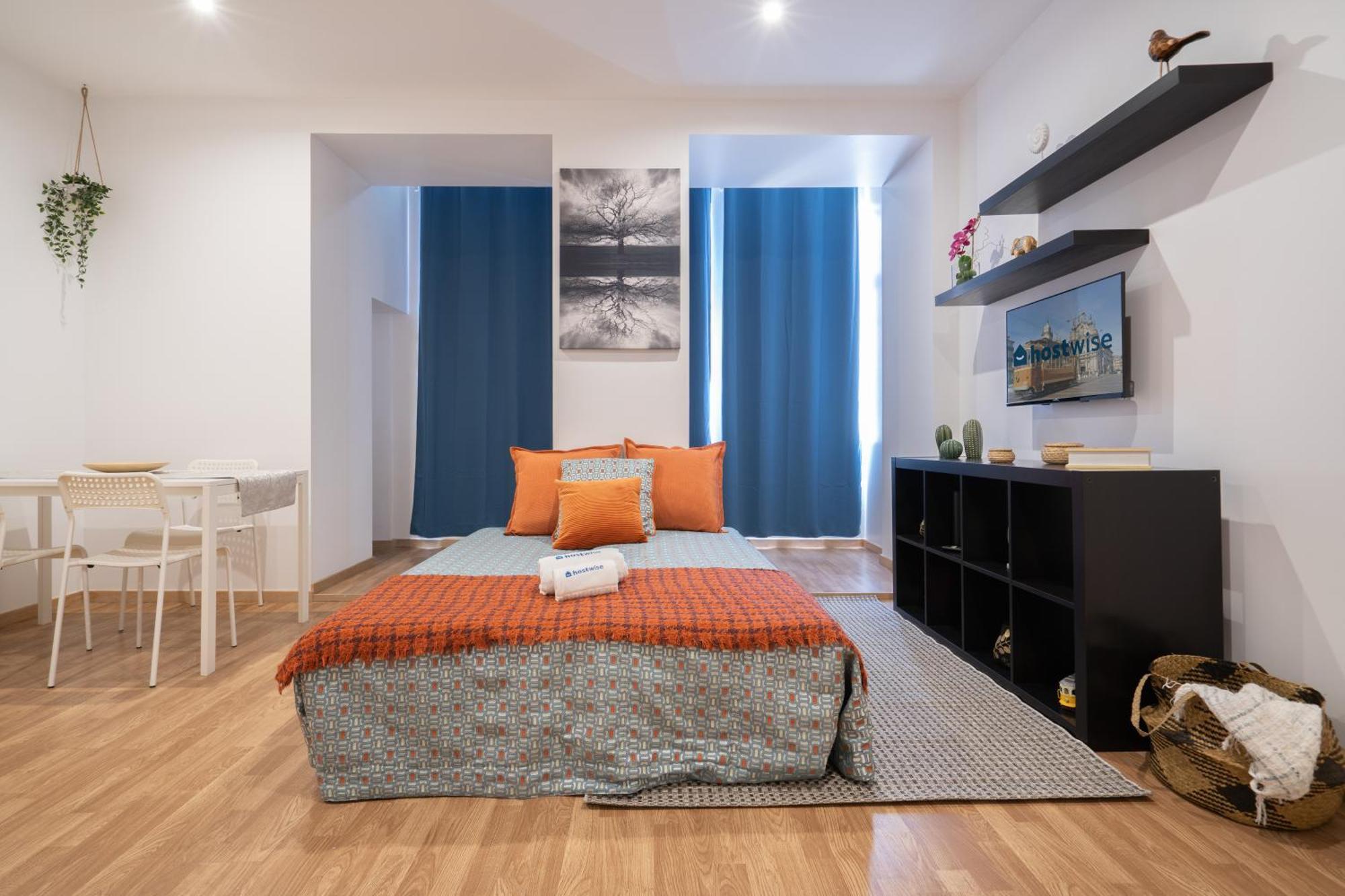 Host Wise - Colorful Fresh Flats - Batalha Apartment Porto Room photo